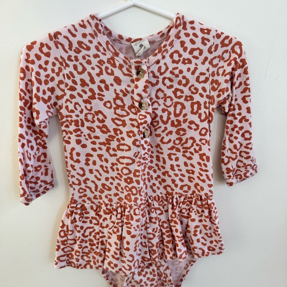 Kate Quinn skirted pink leopard bodysuit, bamboo - Picture 1 of 3